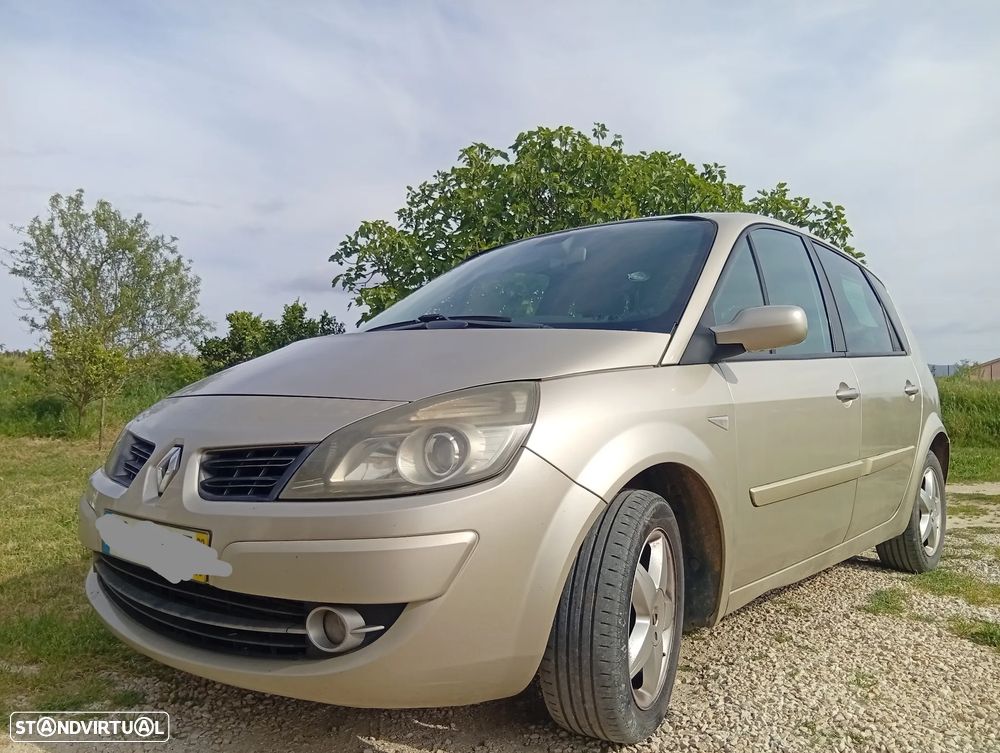 Renault Scénic 1.5 dCi Luxe - 3