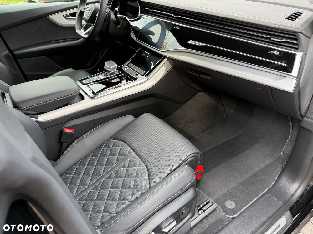 Audi Q8 - 19