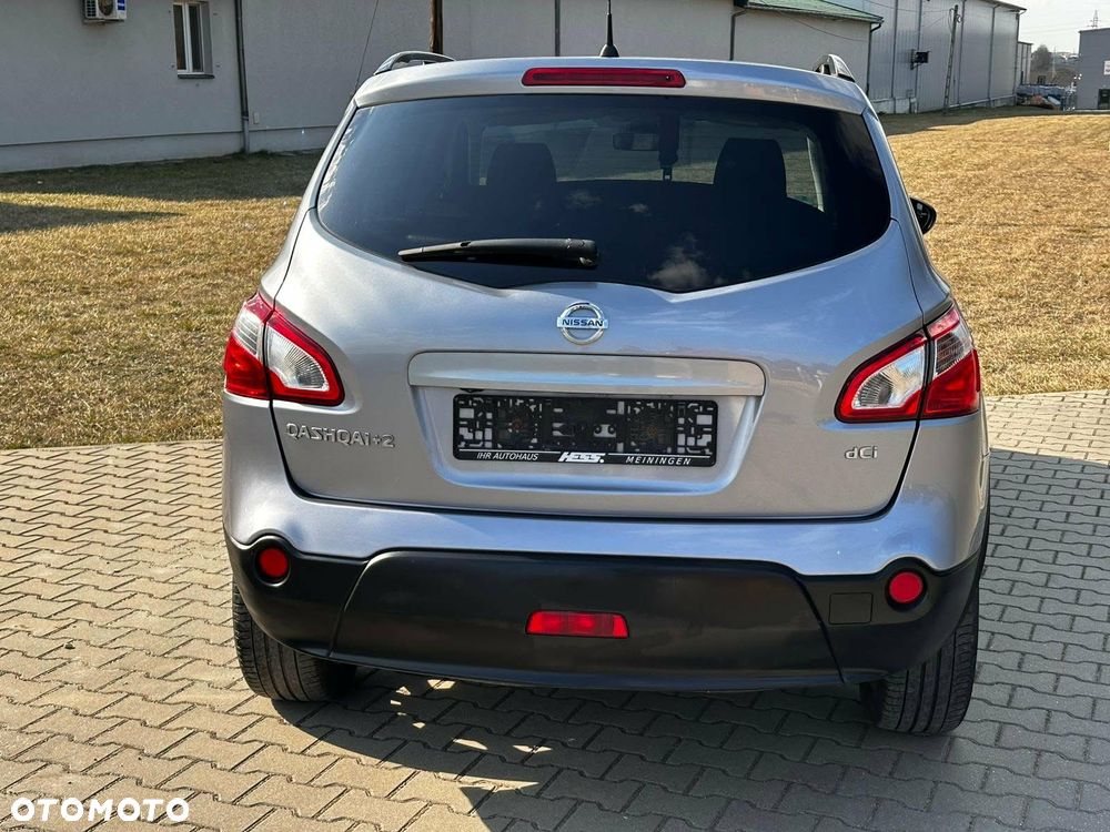 Nissan Qashqai+2 - 10