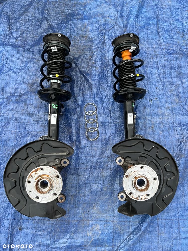 ZWROTNICA AUDI A3 8Y GOLF VIII LEON ZWROTNICA AMORTYZATOR MCPHERSON P/L PRZÓD 2023R 5WA413023 - 1