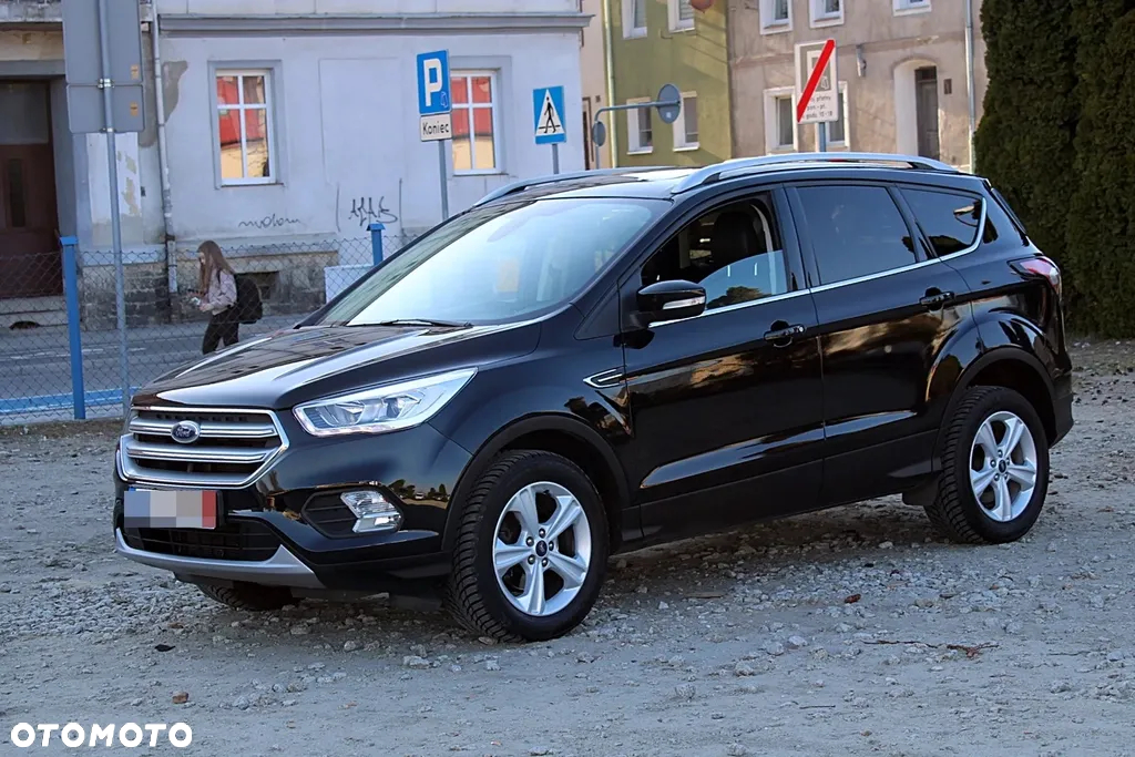 Ford Kuga 1.5 EcoBoost 2x4 Titanium - 6