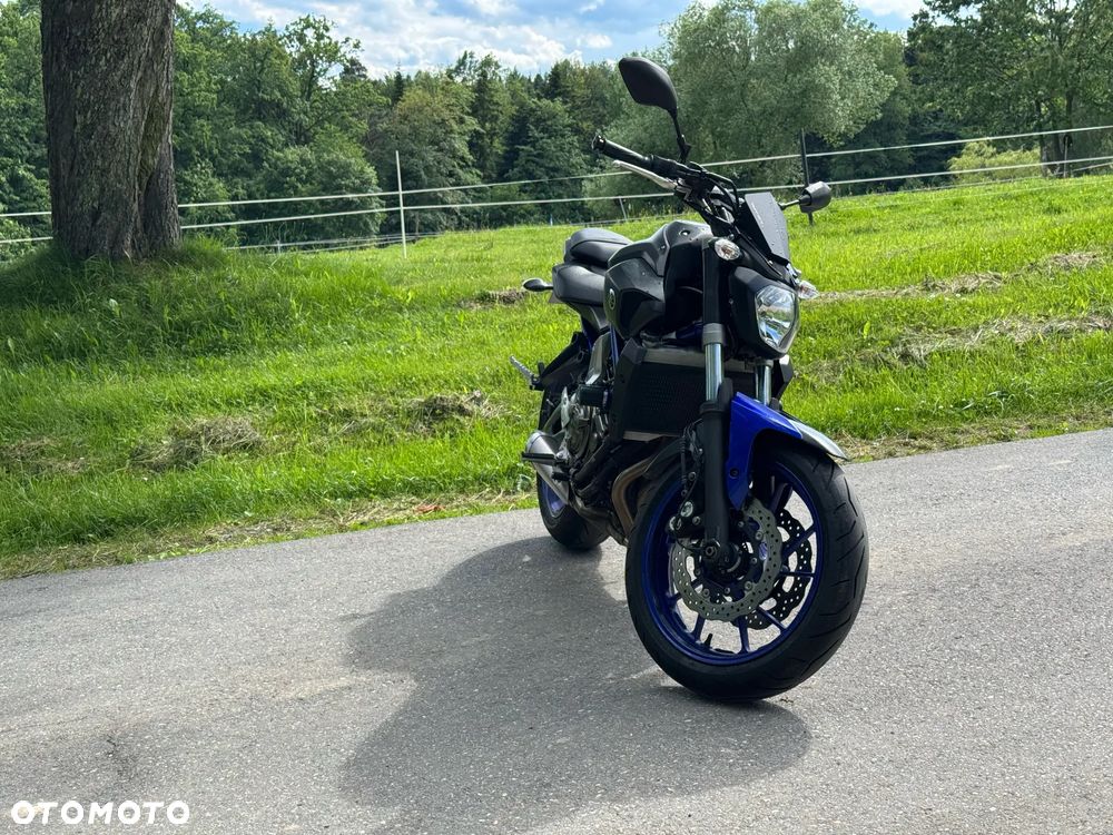 Yamaha MT - 17