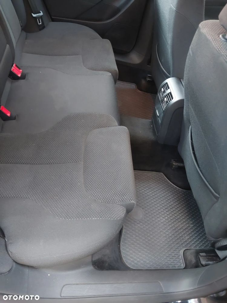 Volkswagen Passat 1.8 TSI Sportline - 22
