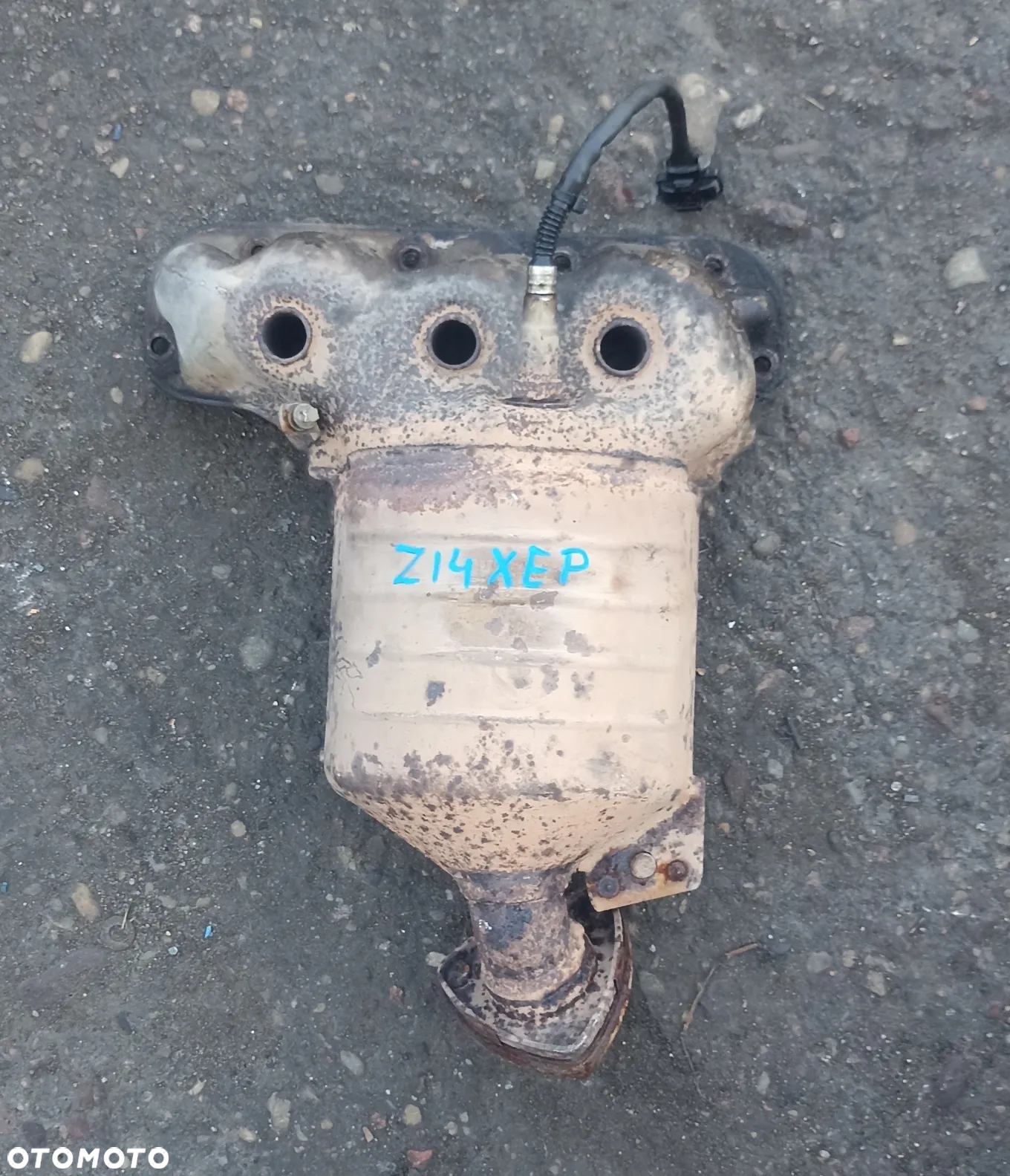 Kolektor wydechowy Toyota Avensis t25 1.8 2.016V - 6