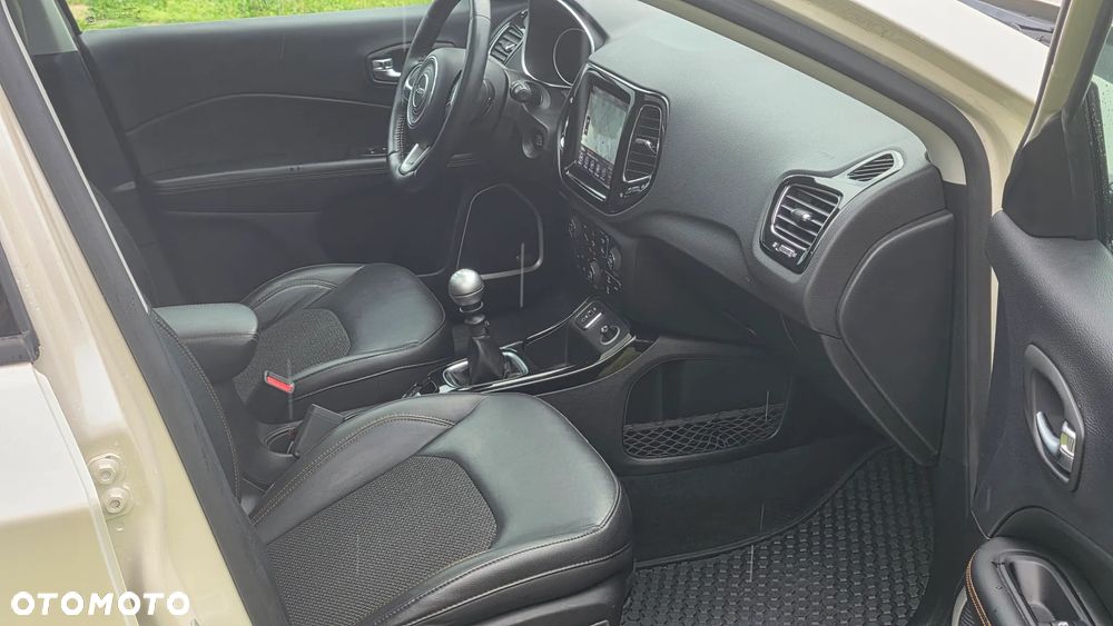 Jeep Compass 1.4 MultiAir Limited - 13