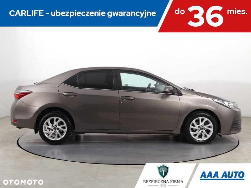 Toyota Corolla - 8