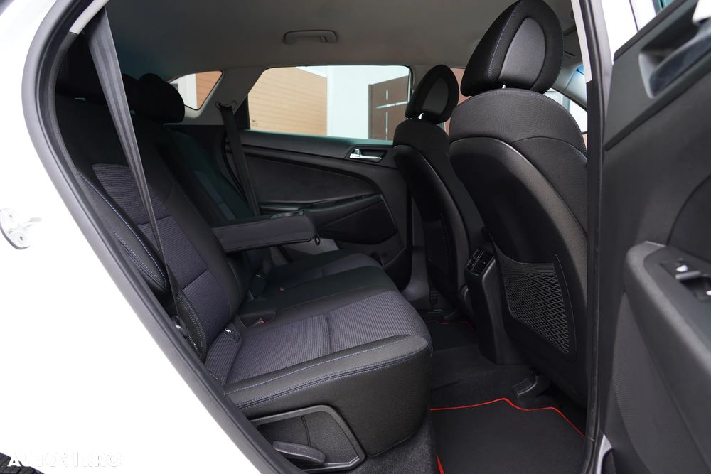 Hyundai Tucson 2.0 CRDI 4WD Automatik Style - 8