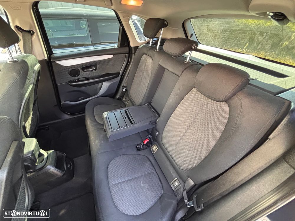 BMW 216 Active Tourer d Advantage - 25