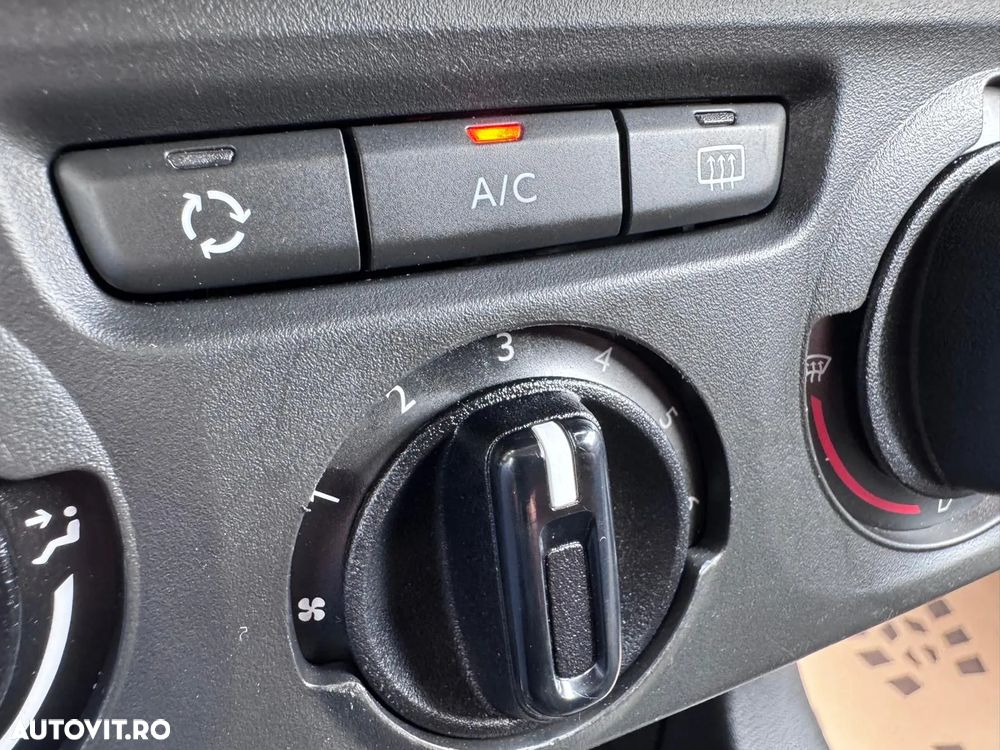 Citroën C3 1.2 PureTech 83 S&S BVM5 YOU! - 27