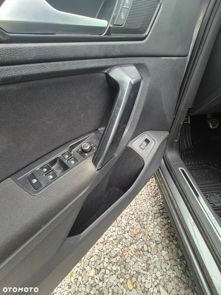 Volkswagen Tiguan - 17