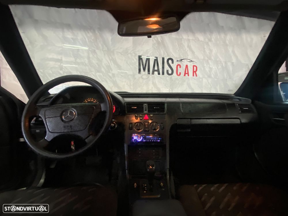Mercedes-Benz C 220 - 11