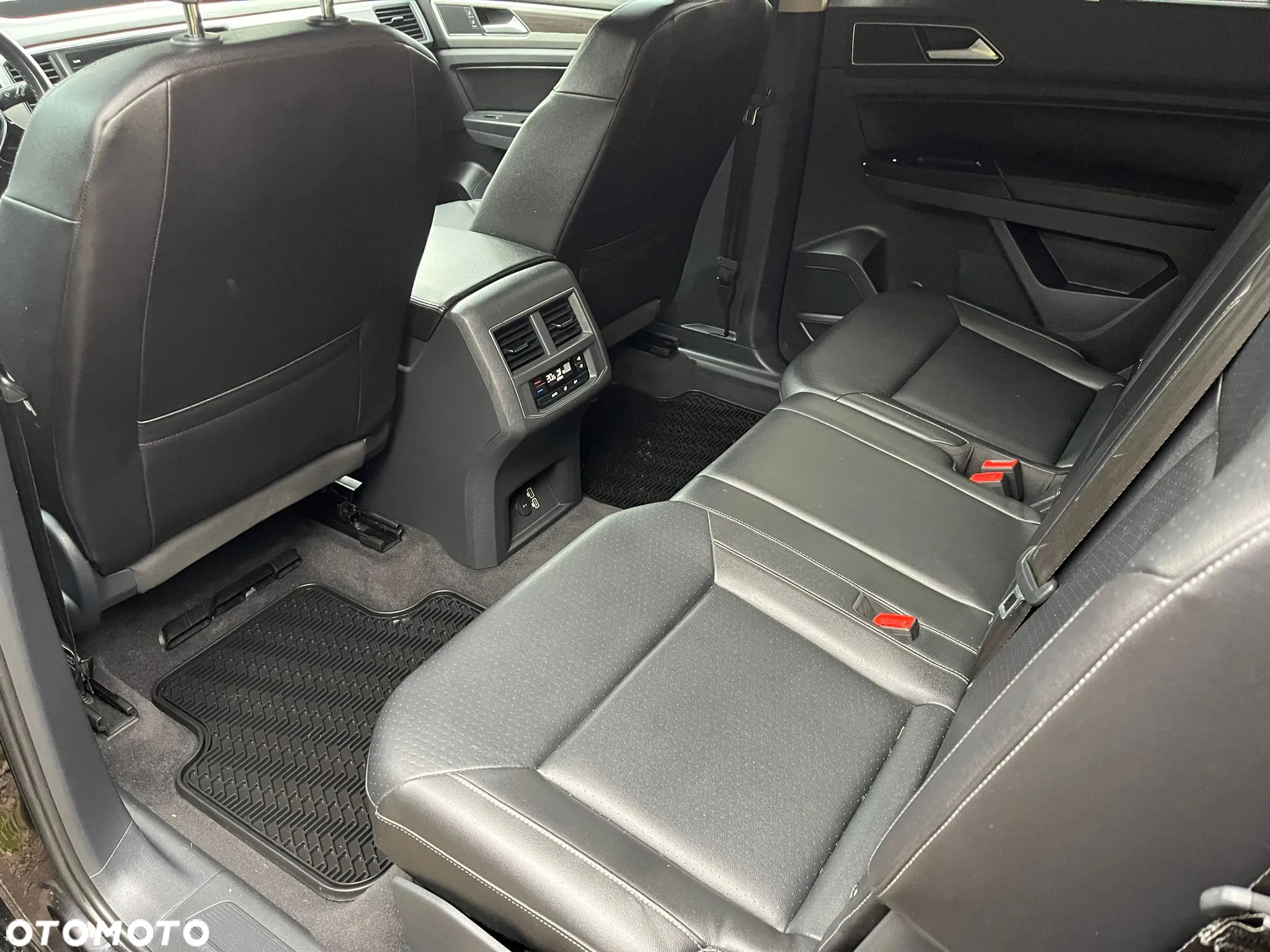 Volkswagen Atlas - 8