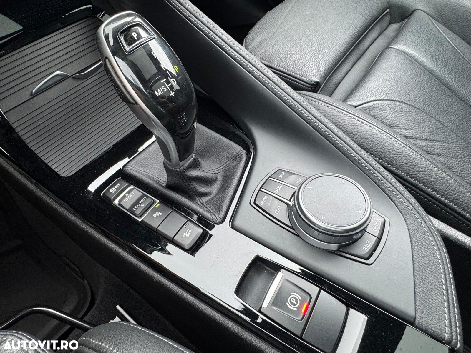 BMW X1 - 13