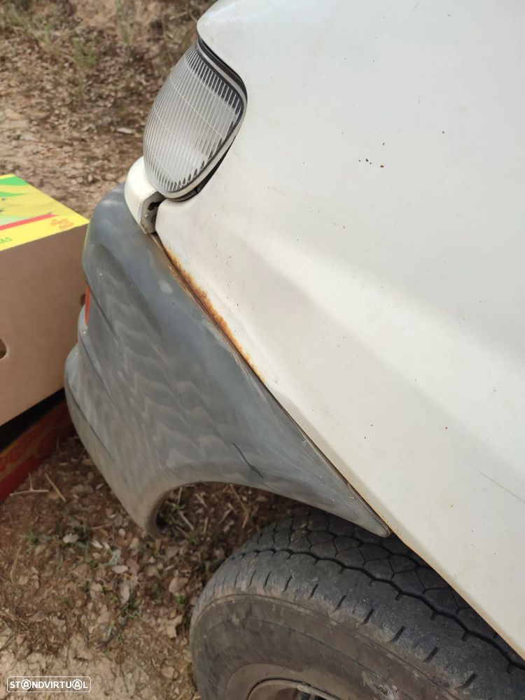 Mitsubishi L400 2.5 TD GL - 10