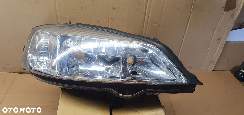 Lampa prawy przód przednia prawa Opel Astra G TYC Nowa - 2