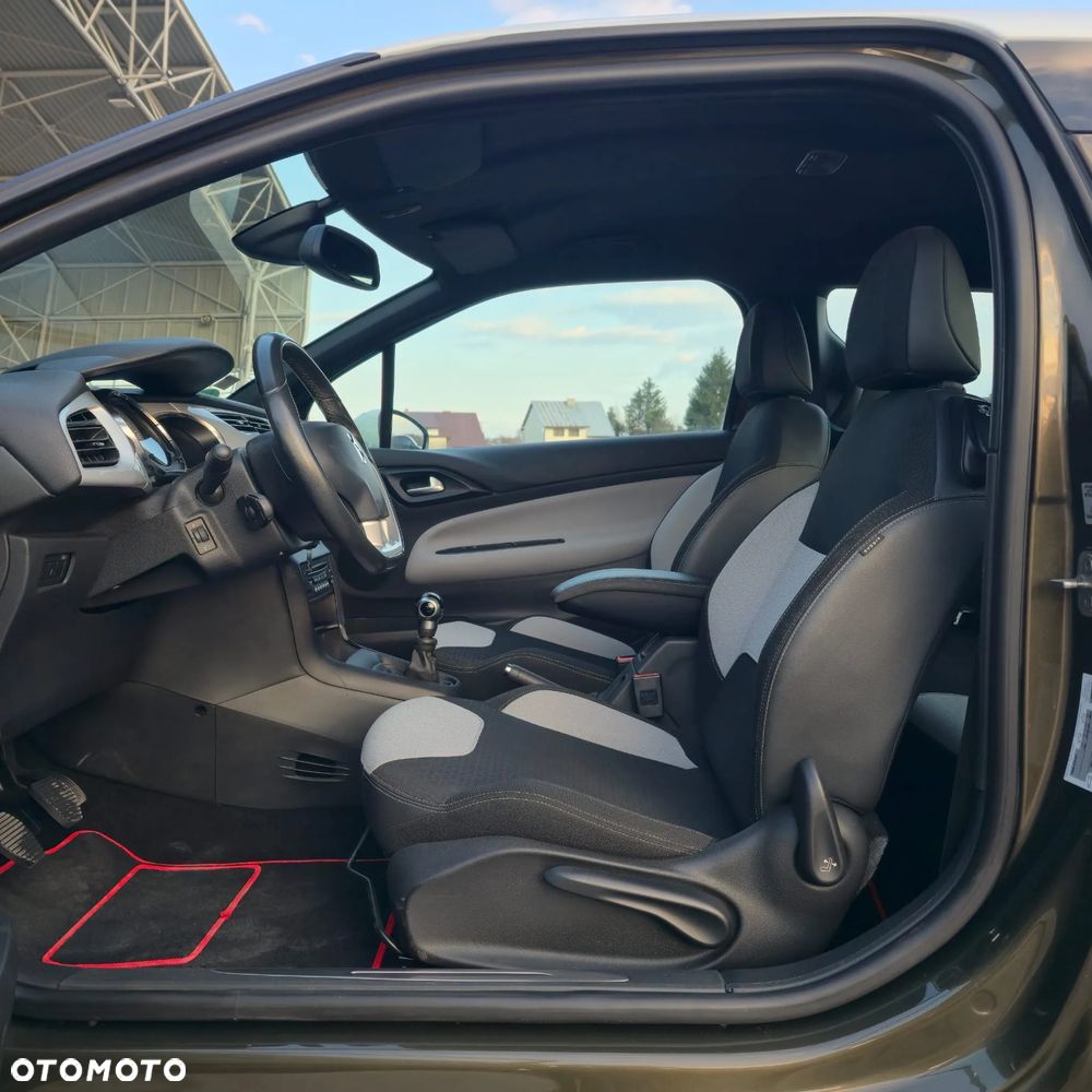 Citroën DS3 Pure Tech VTi 82 SoChic - 22