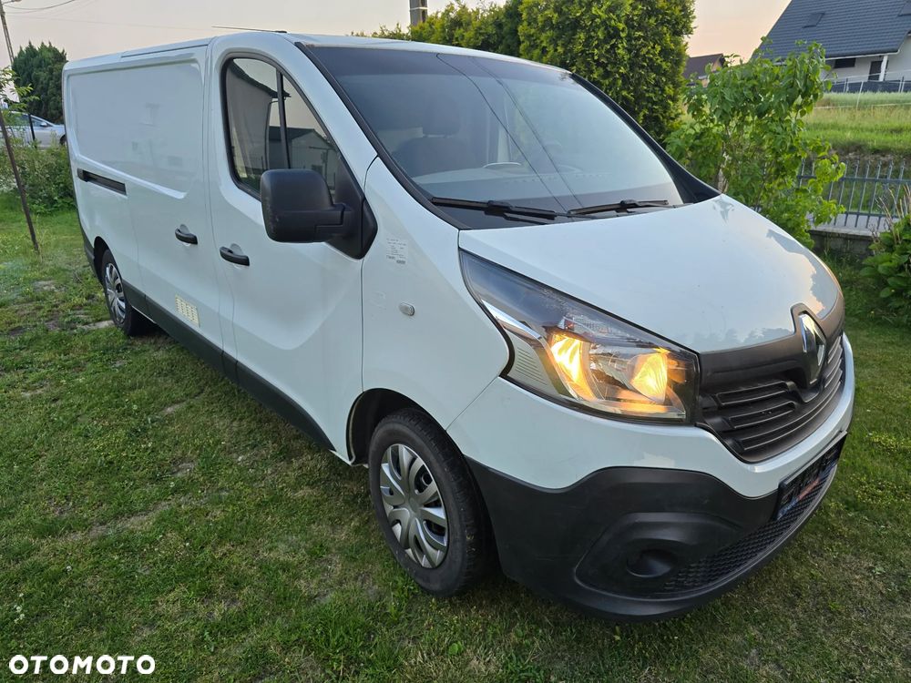Renault Trafic - 2