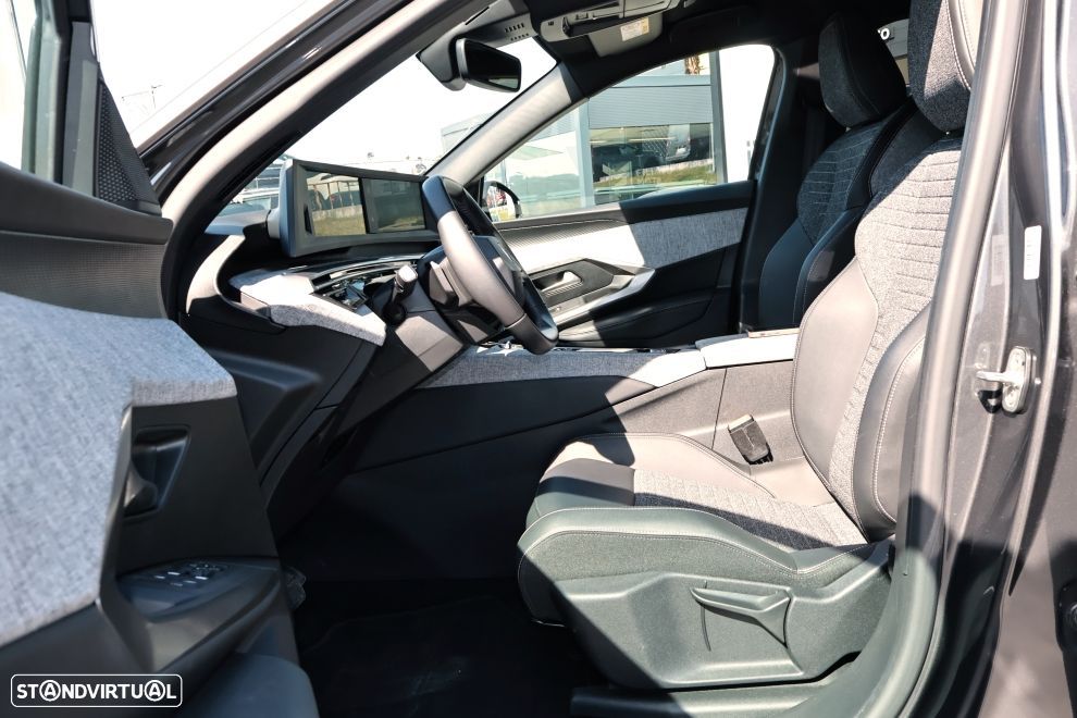 Peugeot 3008 1.2 Hybrid Allure e-DCS6 - 16