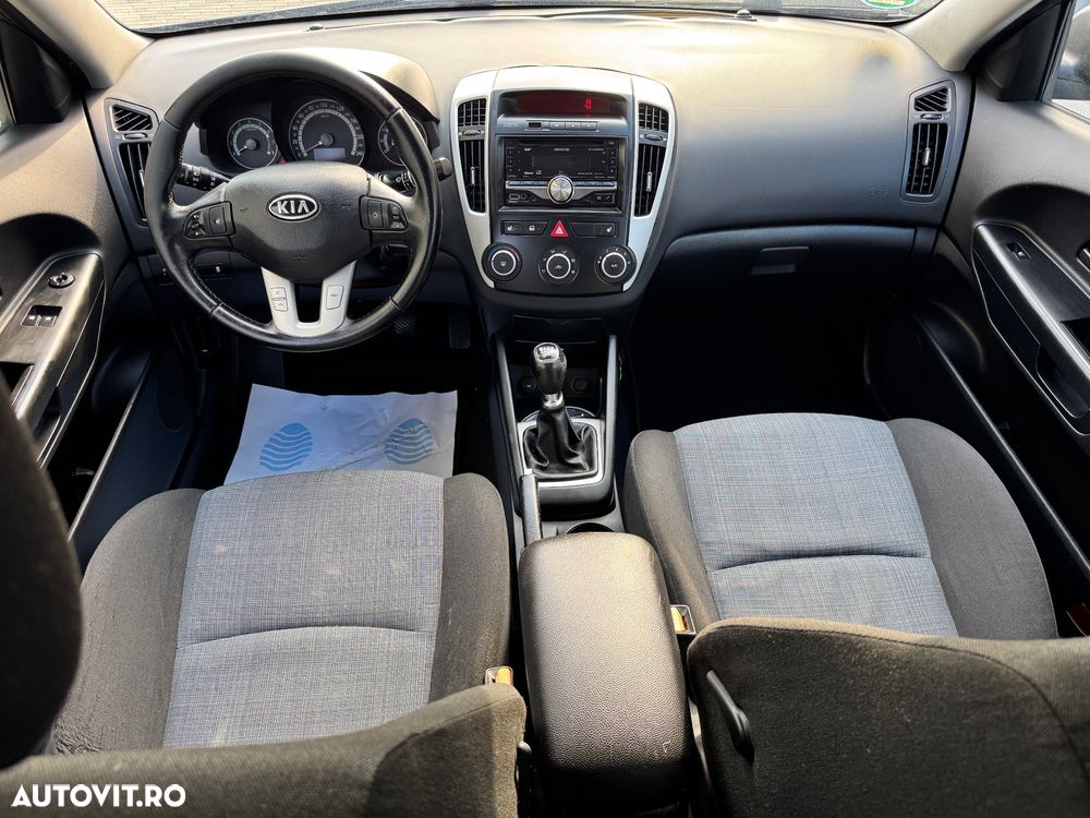 Kia Ceed 1.6 GSL Style - 6