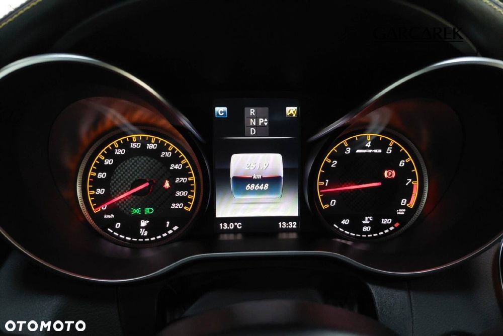 Mercedes-Benz Klasa C 63 AMG 9G-TRONIC - 26