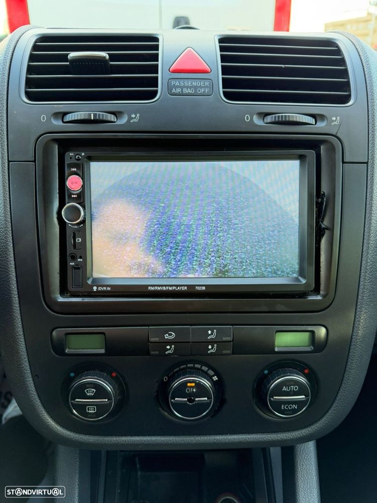 VW Golf 1.4 FSi Confortline - 30