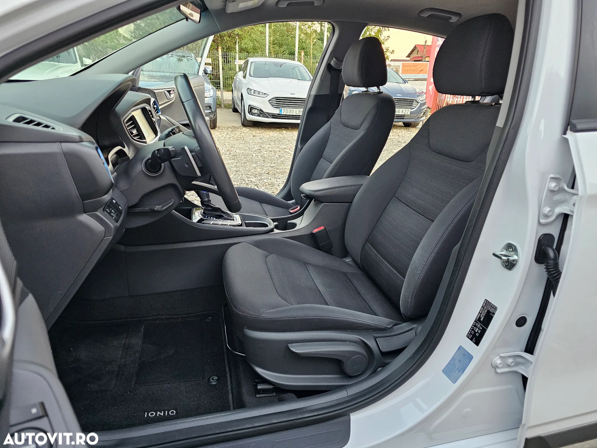 Hyundai IONIQ - 20
