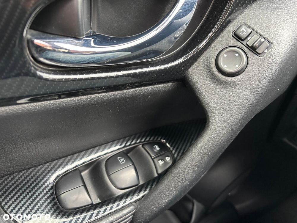 Nissan X-Trail 1.6 DCi Tekna Xtronic 2WD EU6 - 24