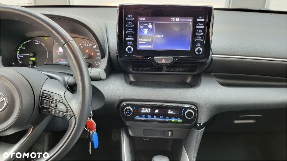 Toyota Yaris 1.5 Comfort CVT - 12