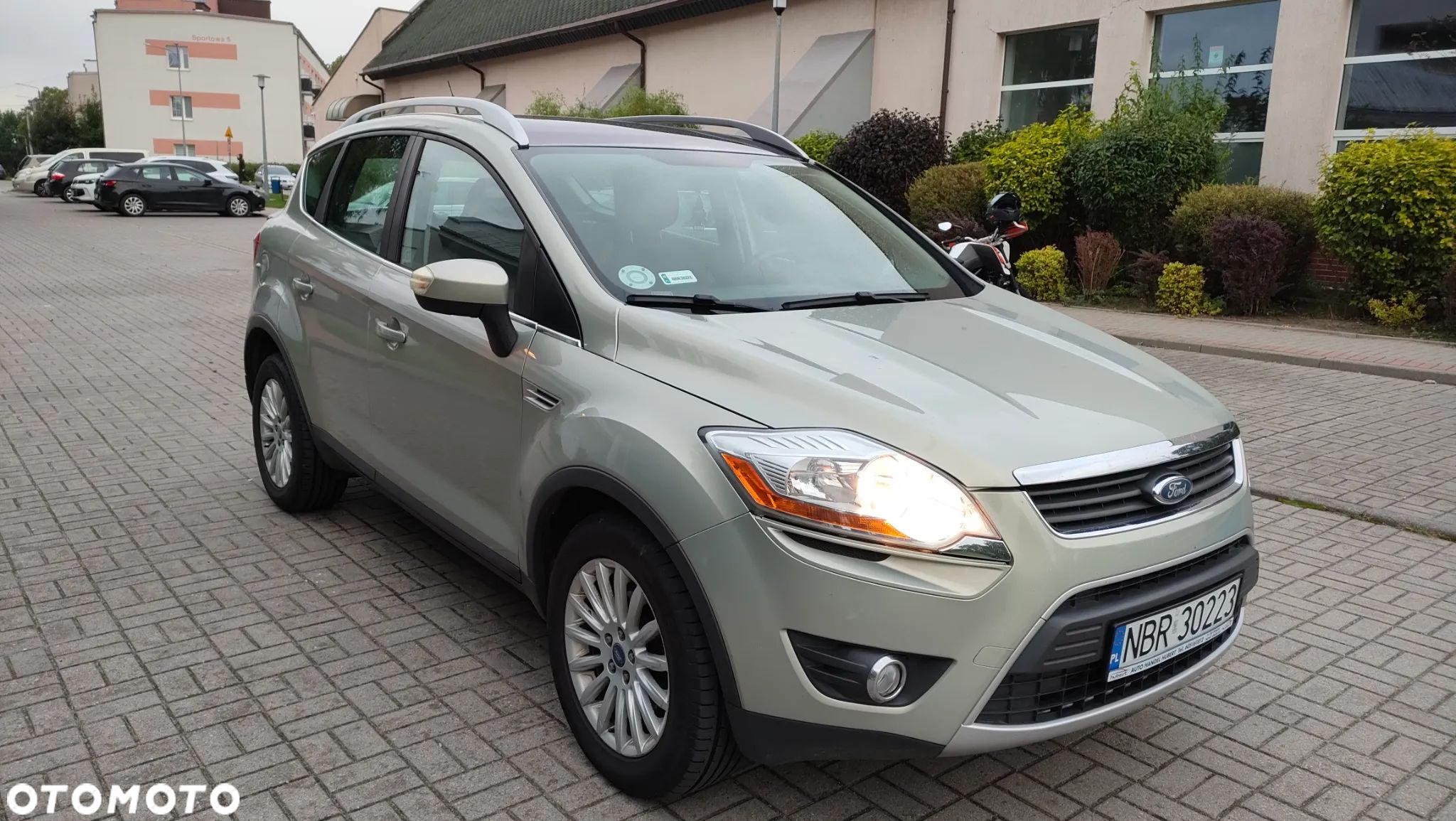 Ford Kuga 2.0 TDCi Individual - 1