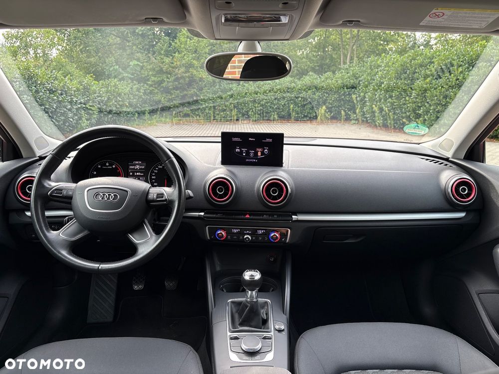 Audi A3 Sportback 1.2 TFSI Ambiente - 7