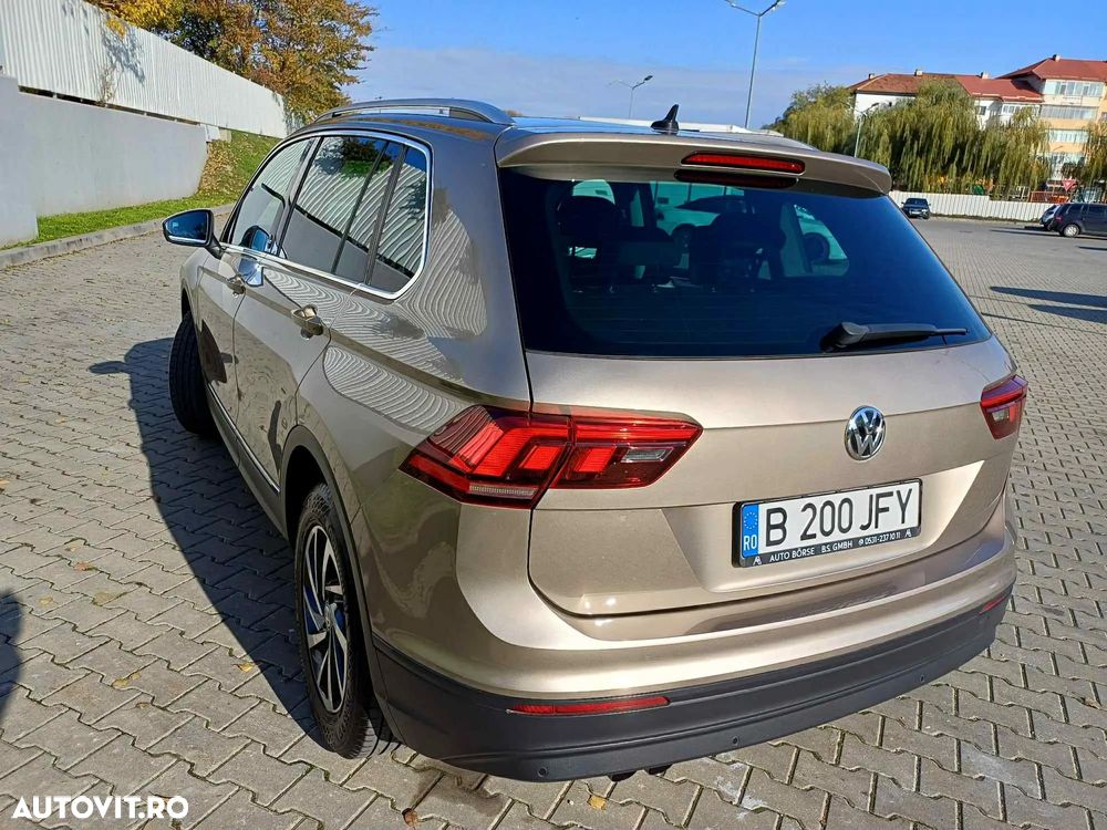 Volkswagen Tiguan - 3
