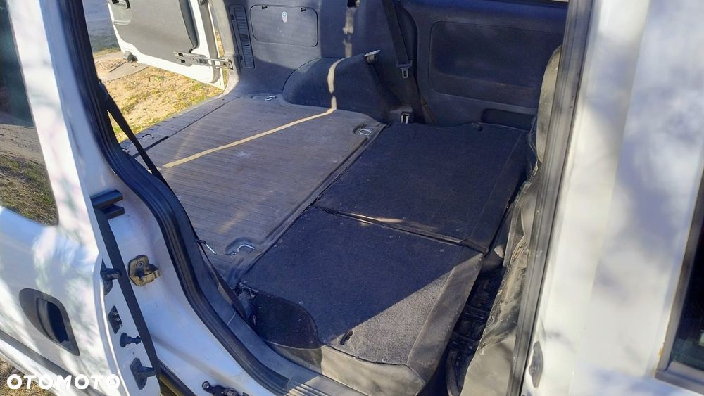 Opel Combo Tour Essentia - 19