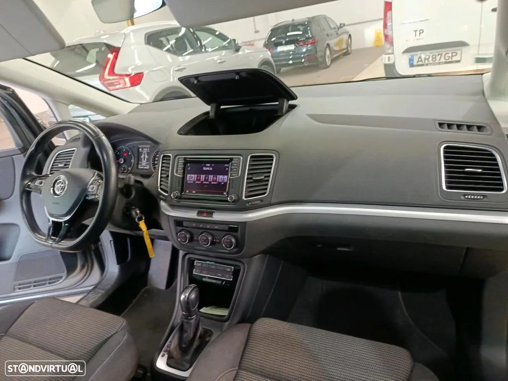 VW Sharan 2.0 TDI Confortline DSG - 8