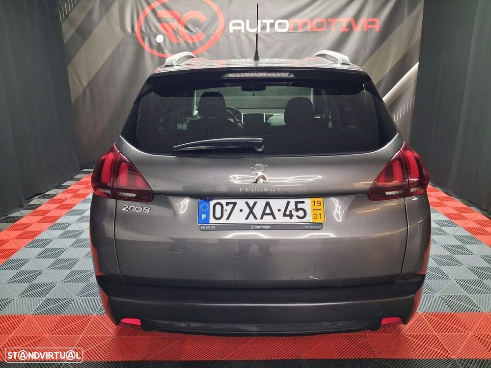 Peugeot 2008 1.2 PureTech Style - 6