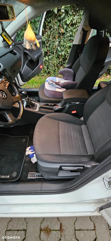 Skoda Octavia 2.0 TDI Edition - 8