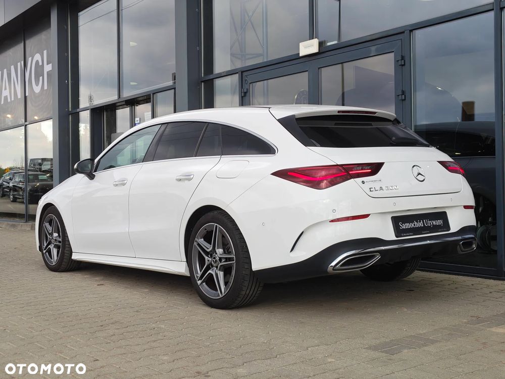 Mercedes-Benz CLA 200 mHEV AMG Line 7G-DCT - 3