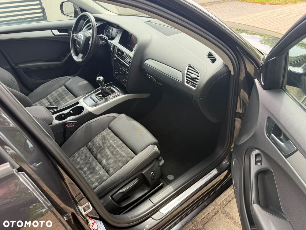 Audi A4 Avant 2.0 TDI Quattro - 10
