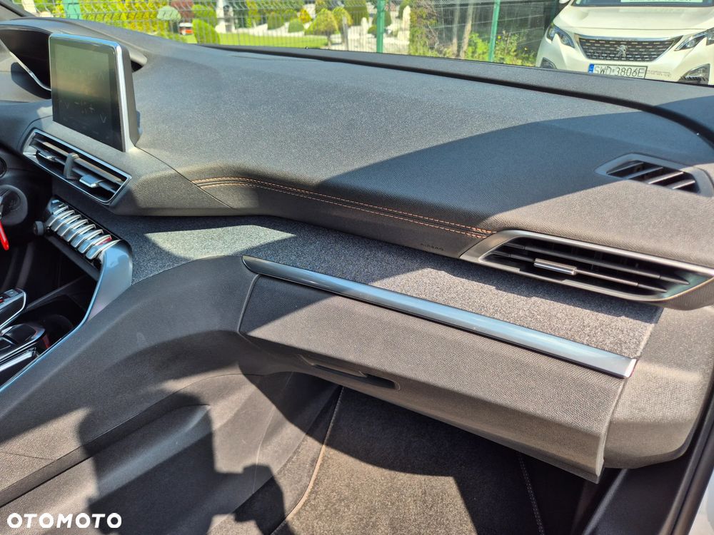 Peugeot 3008 - 27