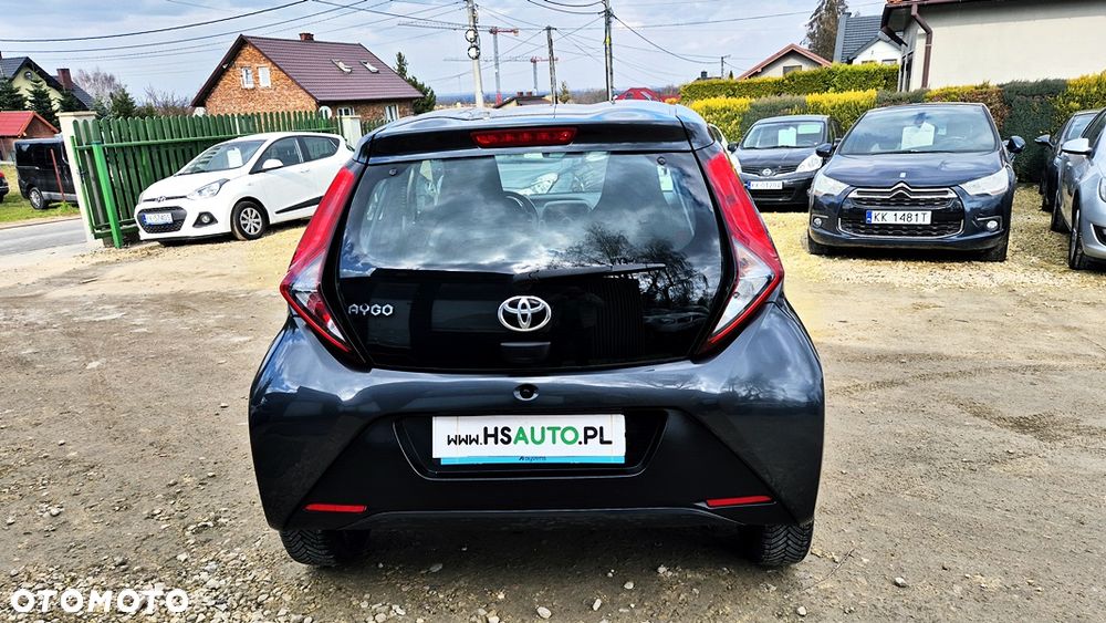 Toyota Aygo x-final - 16