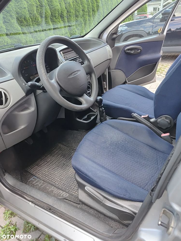 Fiat Punto 1.2 8V Dynamic - 8