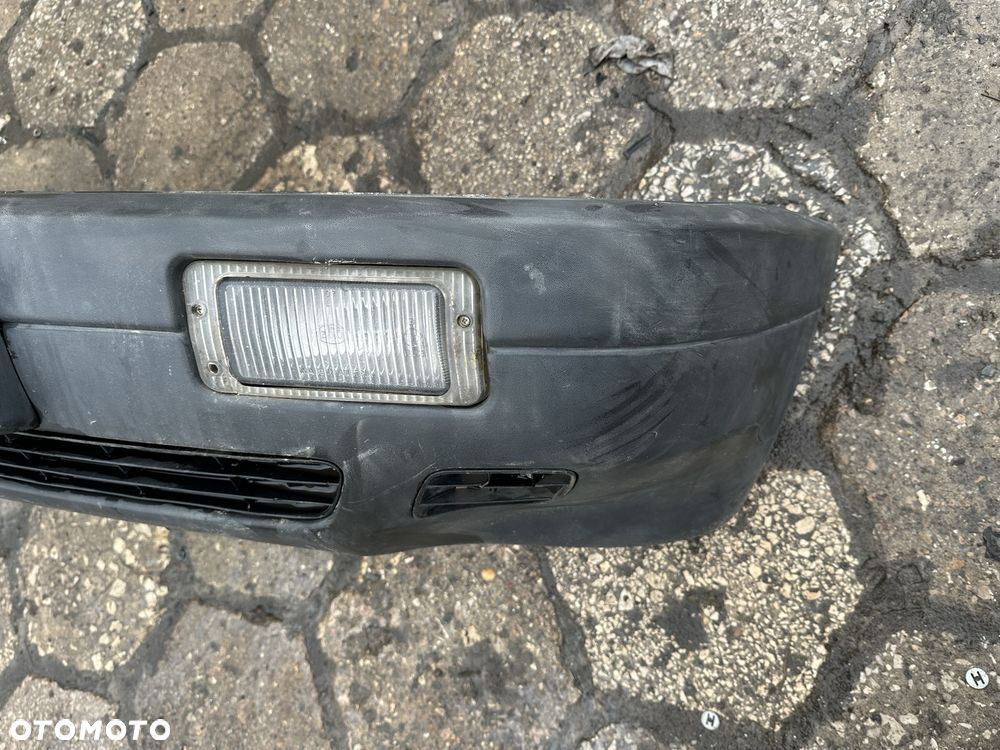 Zderzak przód przedni audi 80 b3  halogen halogeny - 3