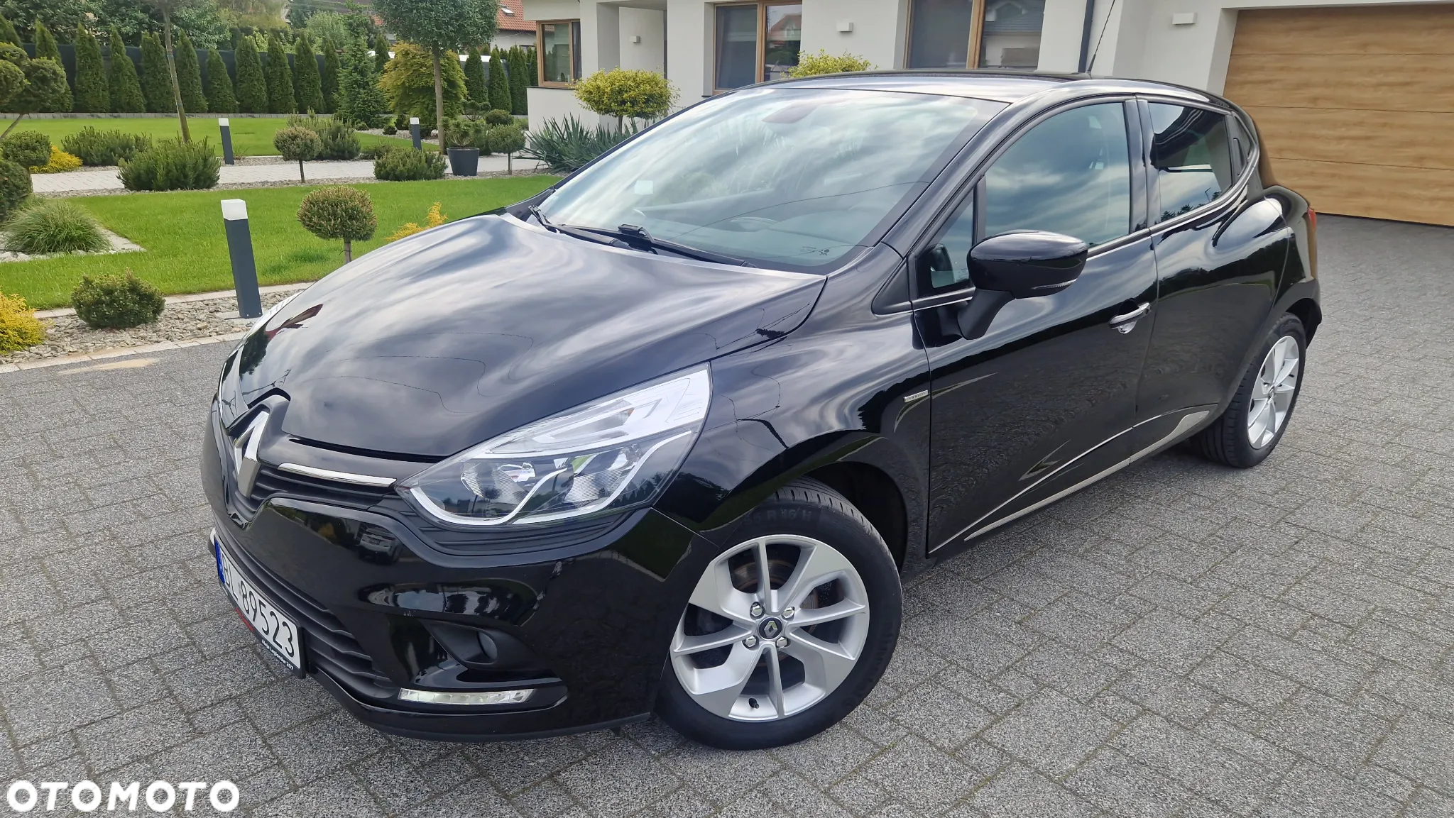 Renault Clio TCe 90 Limited - 25