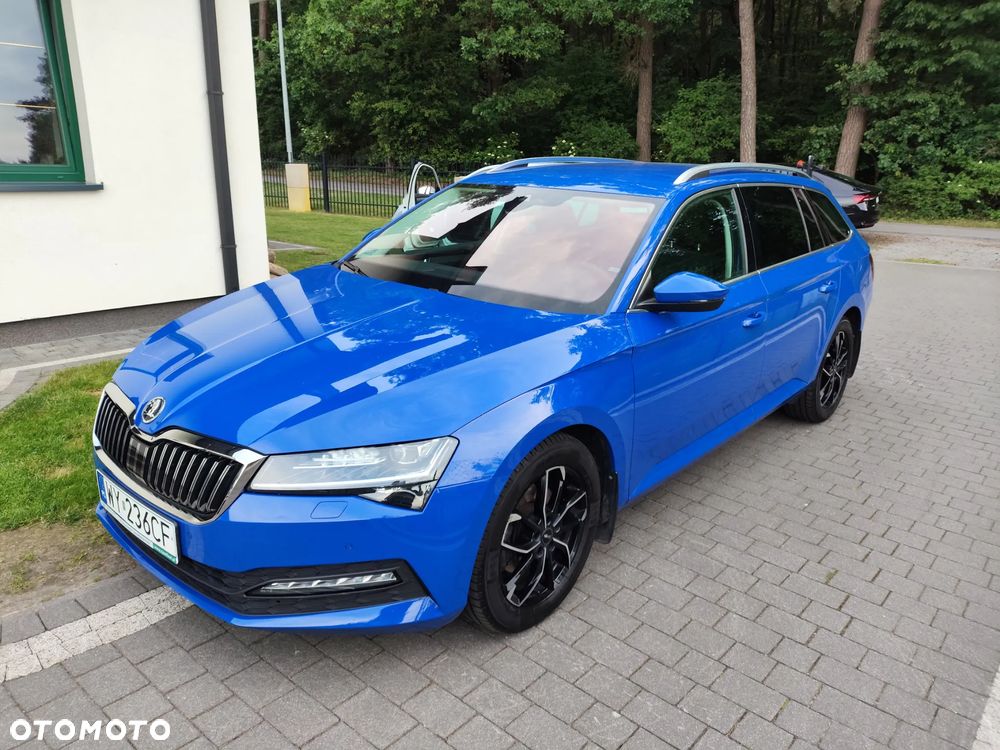 Skoda Superb 2.0 TDI SCR Ambition - 2