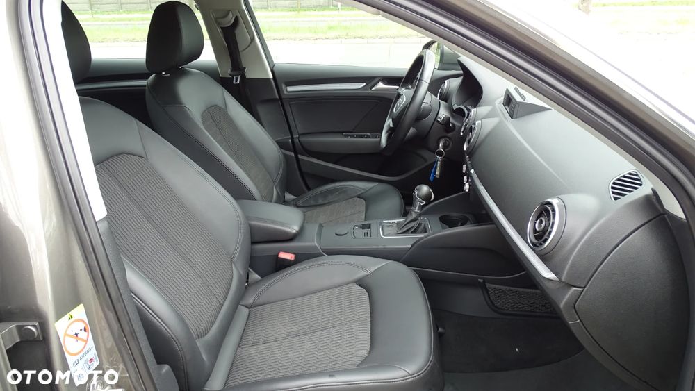 Audi A3 Sportback 1.4 TFSI S tronic Attraction - 13
