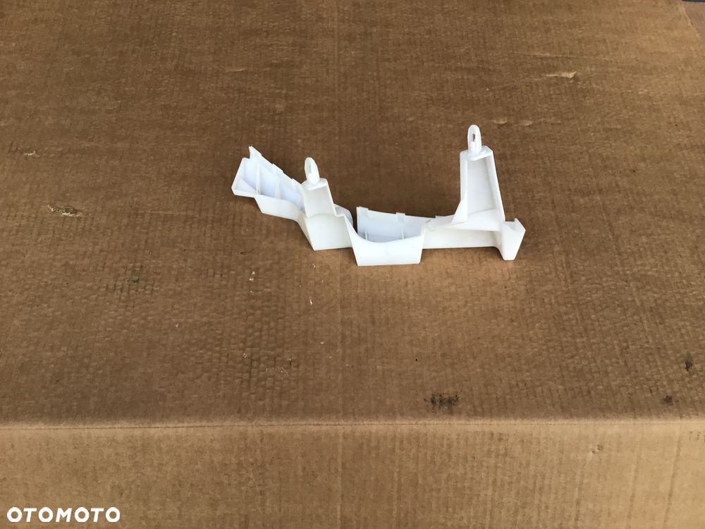 Ślizg Mocowanie Lampy lewej Mitsubishi Eclipse Cross Lift - 2