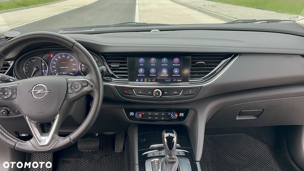 Opel Insignia - 16