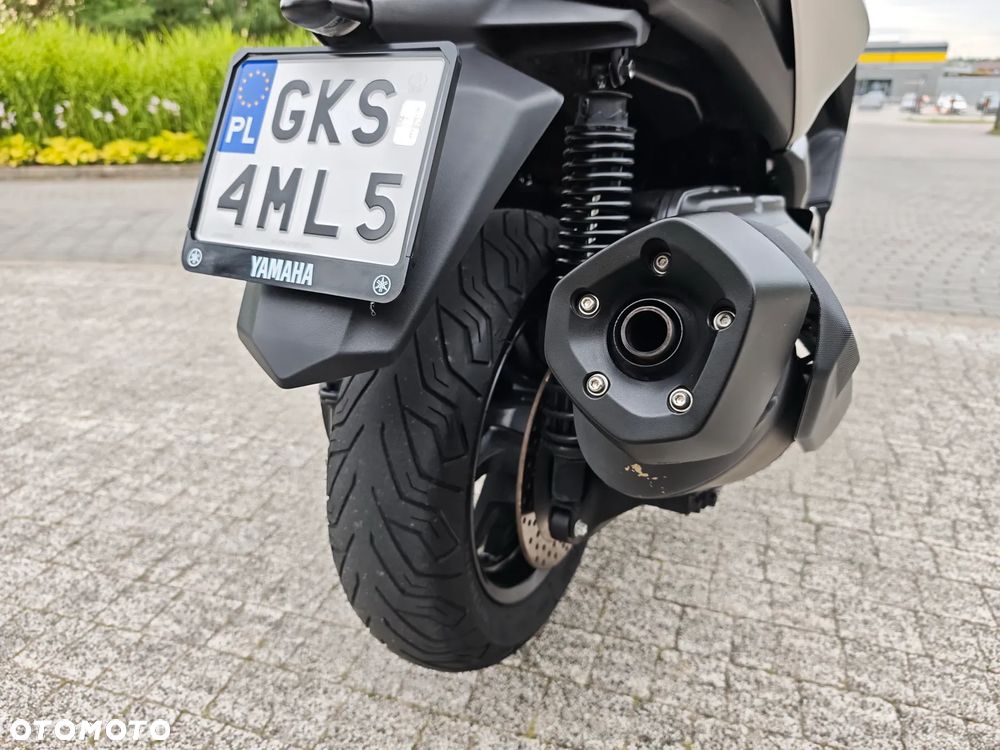 Yamaha X-max - 19
