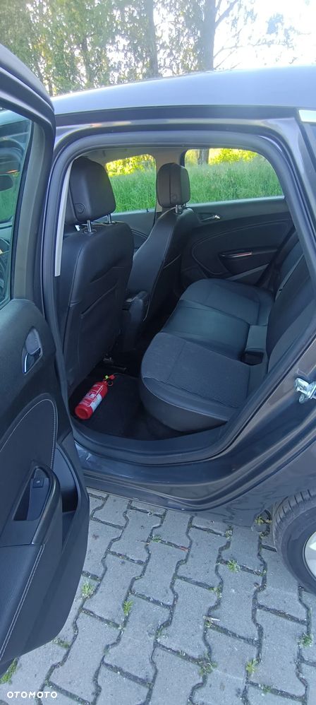 Opel Astra 1.4 T Cosmo - 11