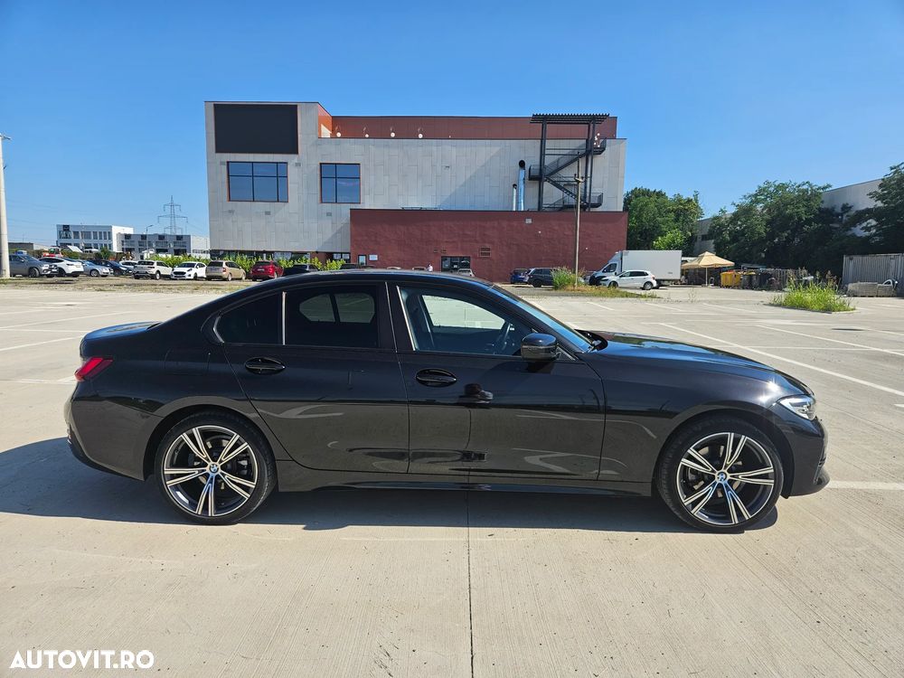 BMW Seria 3 320i xDrive AT - 4