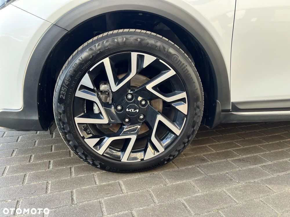 Kia XCeed 1.5 T-GDI M - 18